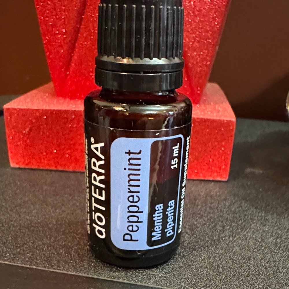 doTERRA Peppermint Oil with Black Cap